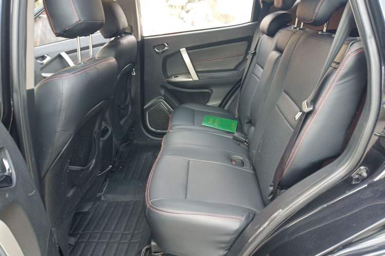 Used Geely Auto GX7 2014 1.8L Manual Value-Added Sunroof Edition Left Rear Seat