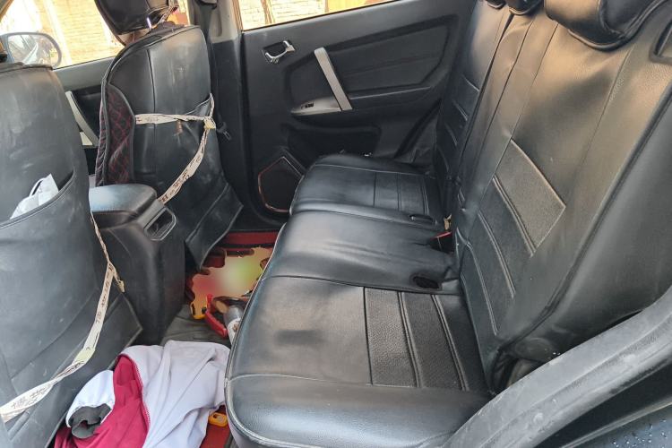 Used Geely Auto GX7 2014 1.8L Manual Value Edition Left Rear Seat