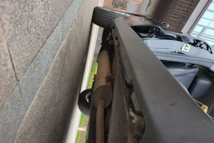 Used Geely Auto GX7 2014 1.8L Manual Luxury Model Right Side Sill