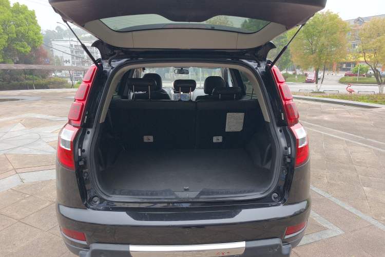 Used Geely Auto GX7 2014 1.8L Manual Luxury Model Trunk