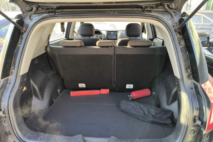 Used Geely Auto GX7 2014 1.8L Manual Value Edition Trunk