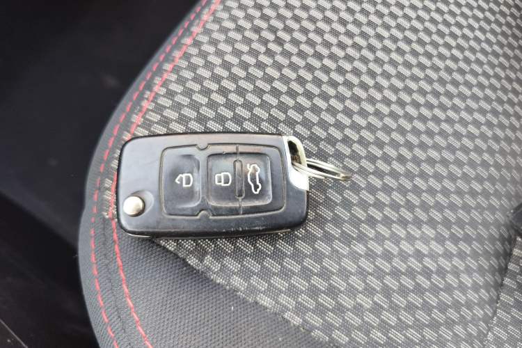 Used Geely Auto GX7 2014 1.8L Manual Value Edition Vehicle Key
