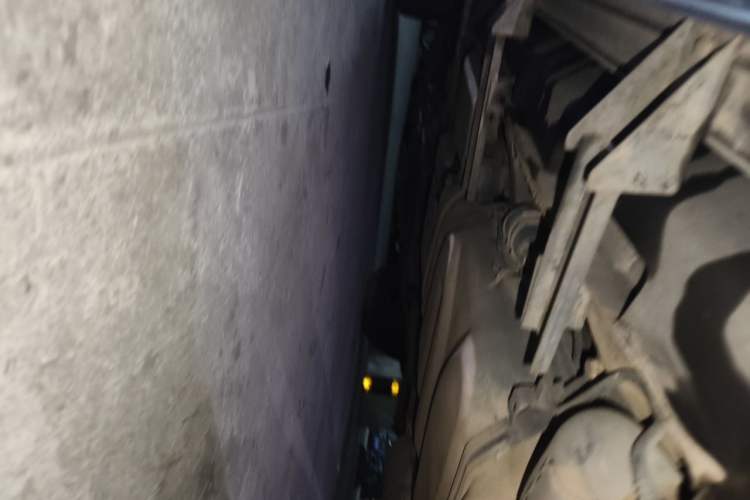 Used Geely Auto GX7 2014 2.0L Automatic Prestige Edition Chassis Rear Left