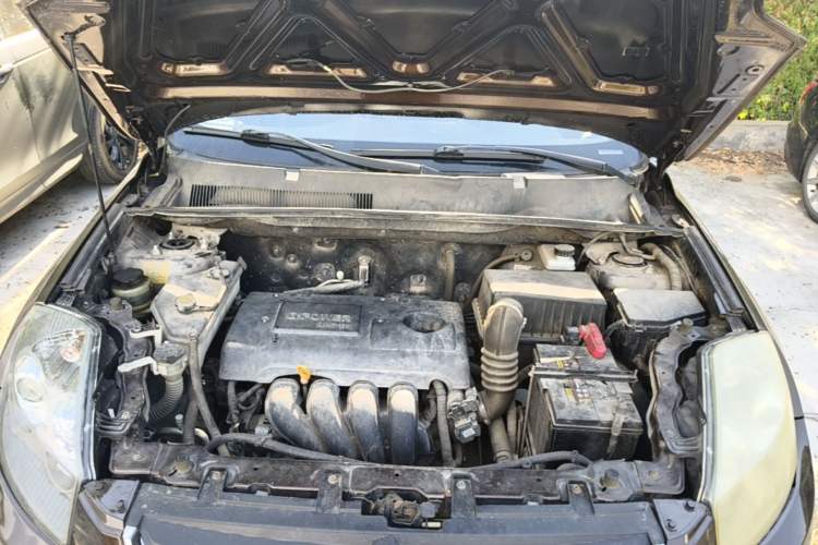 Used Geely Auto GX7 2014 1.8L Manual Value Edition Engine Bay
