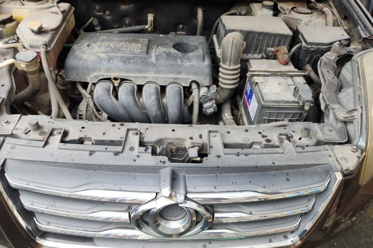 Used Geely Auto GX7 2014 1.8L Manual Value Edition Engine Bay