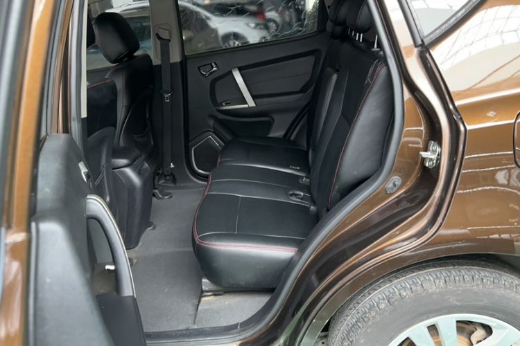 Used Geely Auto GX7 2014 1.8L Manual Value Edition Exterior 12