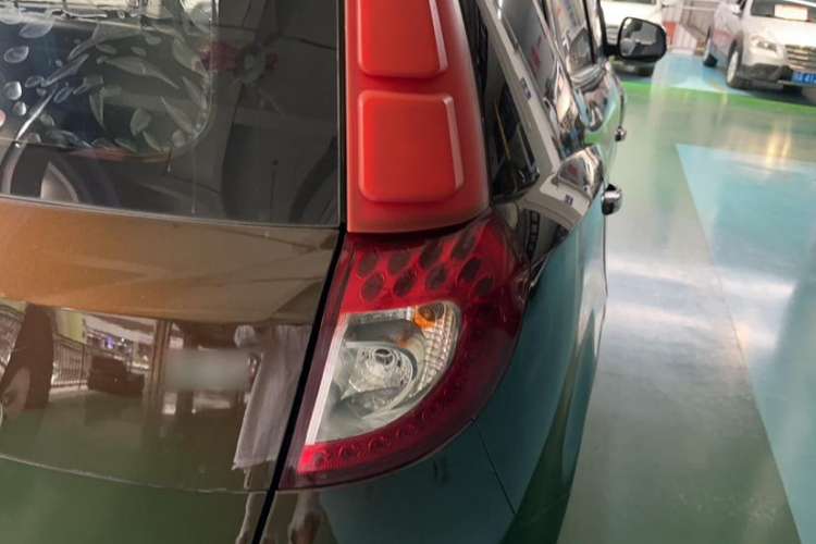 Used Geely Auto GX7 2014 1.8L Manual Value Edition Exterior 13