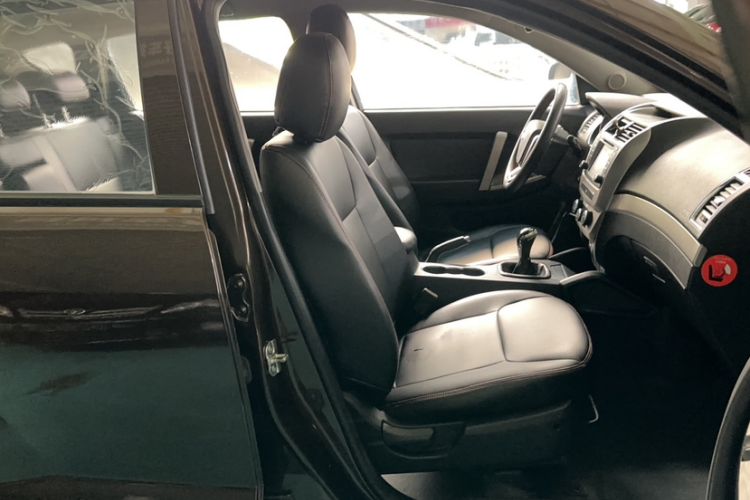 Used Geely Auto GX7 2014 1.8L Manual Value Edition Exterior 8