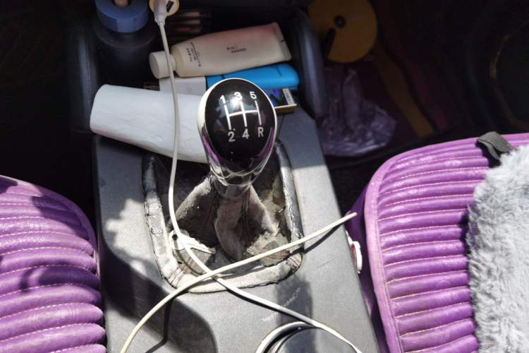 Used Geely Auto GX7 2014 1.8L Manual Value Edition Gear Lever