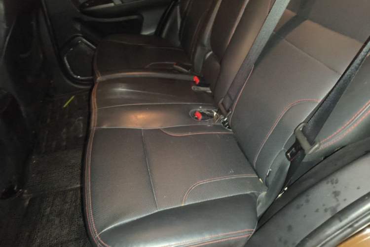 Used Geely Auto GX7 2014 2.0L Automatic Prestige Edition Left Rear Seat