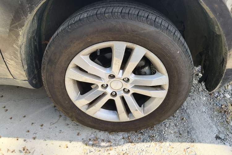 Used Geely Auto GX7 2014 1.8L Manual Value Edition Right Front Wheel Hub