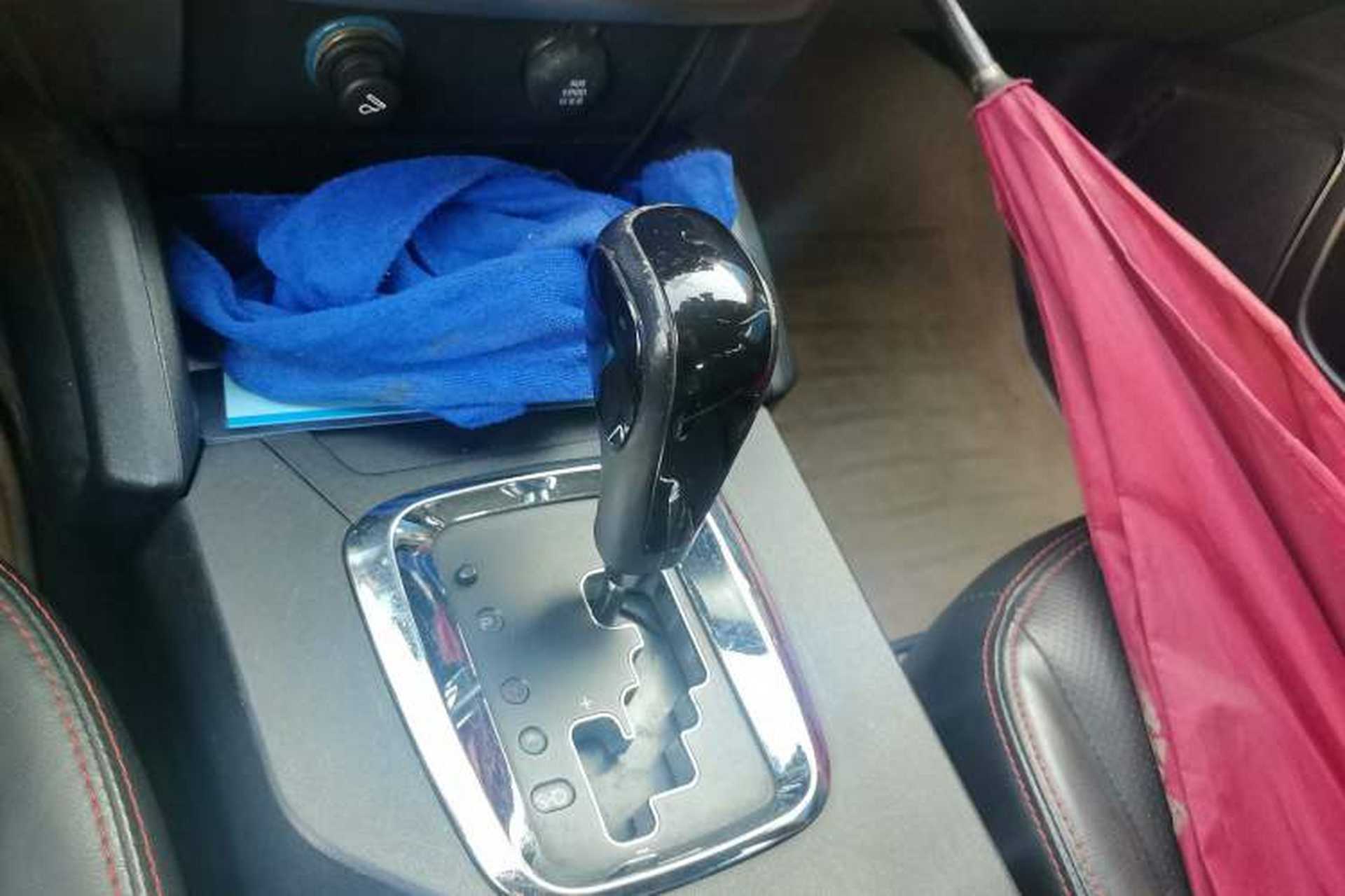 Used Geely Auto GX7 2014 2.0L Automatic Prestige Edition Gear Lever