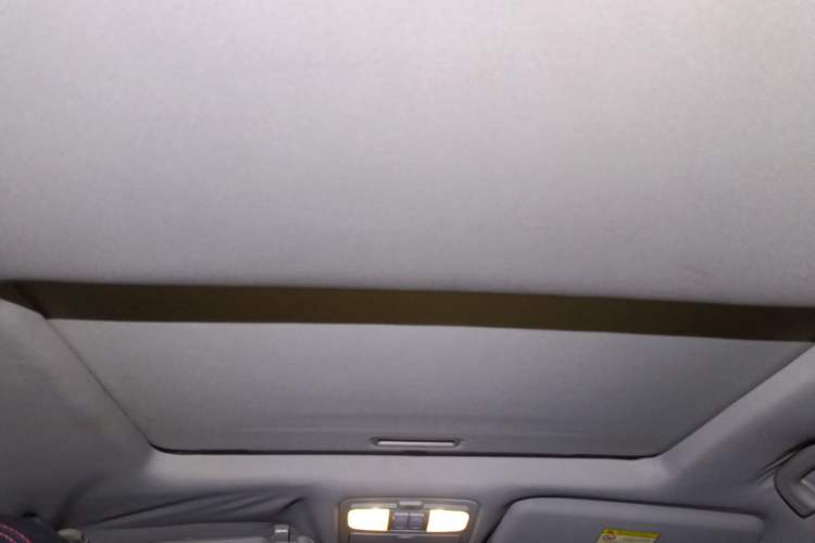 Used Geely Auto GX7 2014 2.0L Automatic Prestige Edition Headliner