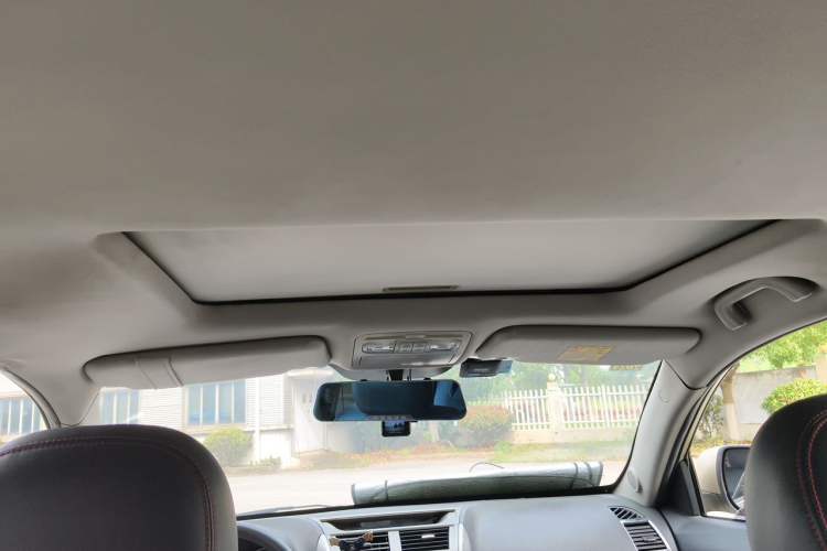 Used Geely Auto GX7 2014 2.0L Automatic Prestige Edition Headliner