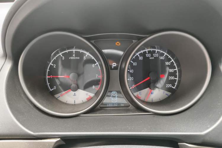Used Geely Auto GX7 2014 2.0L Automatic Prestige Edition Instrument Cluster