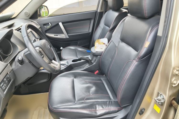 Used Geely Auto GX7 2014 2.0L Automatic Prestige Edition Left Front Seat