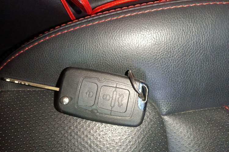 Used Geely Auto GX7 2014 2.0L Automatic Prestige Edition Vehicle Key