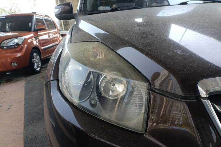 Used Geely Auto GX7 2014 2.0L Automatic Value Edition Right Front Headlight
