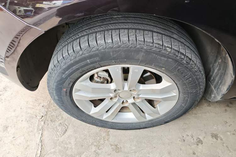 Used Geely Auto GX7 2014 1.8L Manual Value Edition Left Front Wheel Hub
