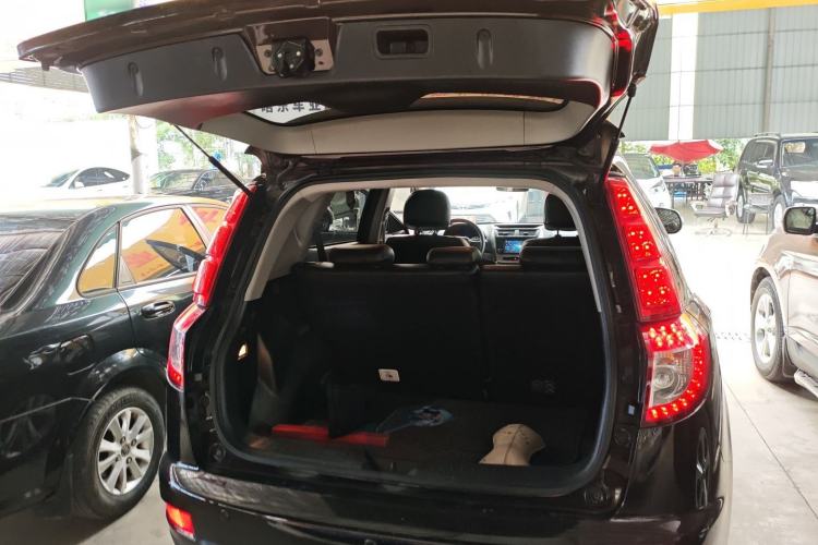 Used Geely Auto GX7 2014 1.8L Manual Value Edition Trunk