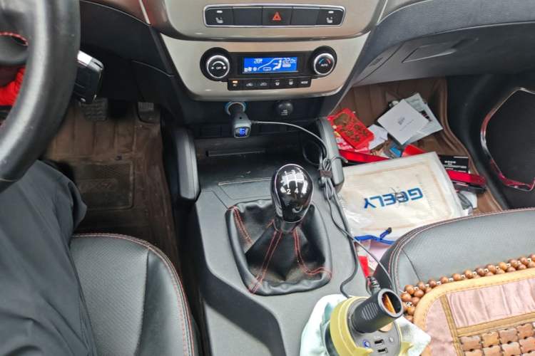 Used Geely Auto GX7 2014 1.8L Manual Luxury Model Gear Lever