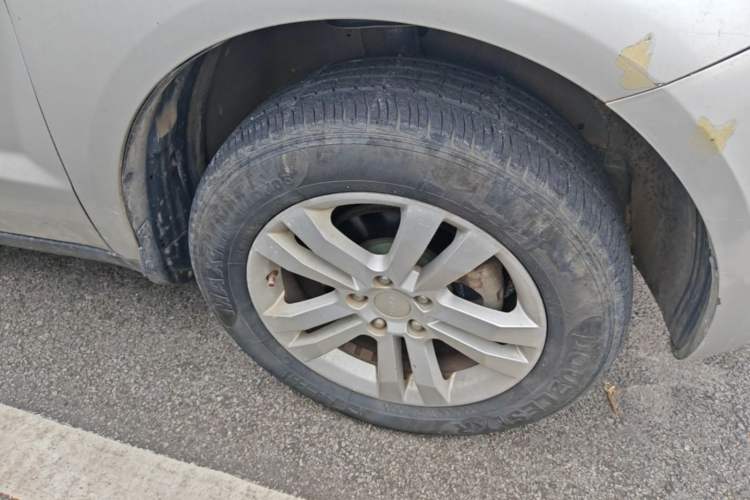 Used Geely Auto GX7 2014 1.8L Manual Luxury Model Right Front Wheel Hub