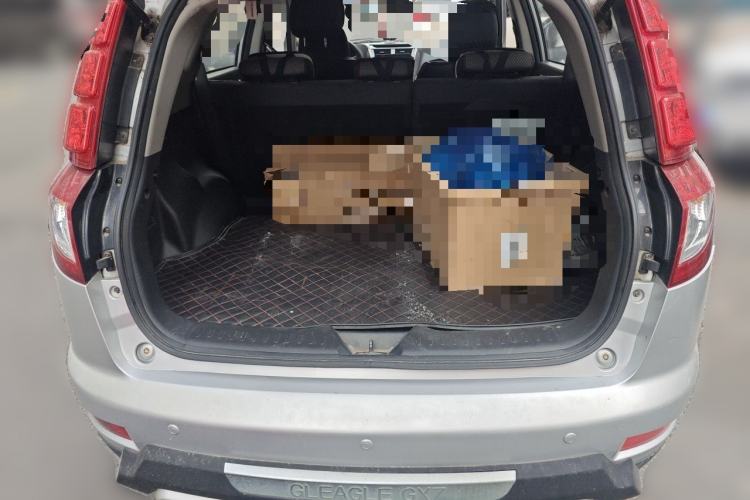 Used Geely Auto GX7 2014 1.8L Manual Value Edition Trunk