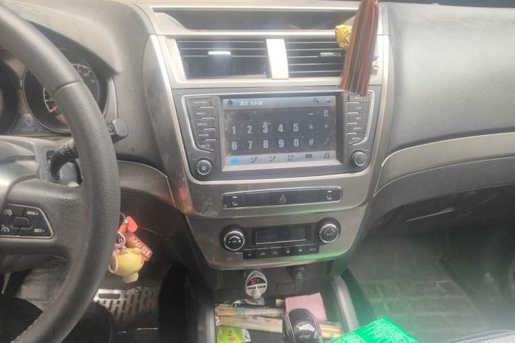 Used Geely Auto GX7 2014 2.0L Automatic Prestige Version China V Standard Audio And AC Panel