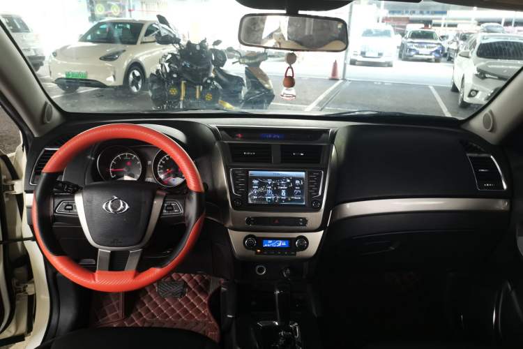 Used Geely Auto GX7 2014 2.0L Automatic Prestige Edition Center Console