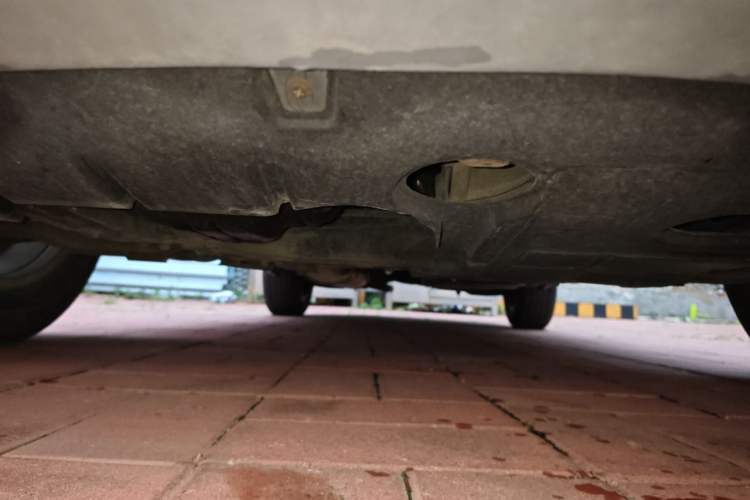 Used Geely Auto GX7 2014 1.8L Manual Elite Model Chassis Front