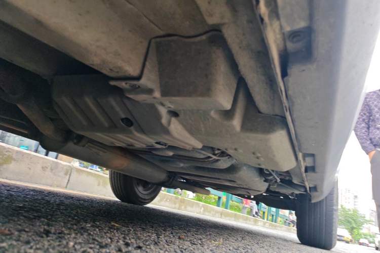 Used Geely Auto GX7 2014 2.0L Automatic Value Edition Chassis Front Left