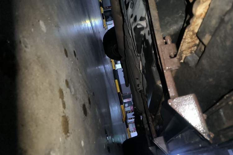 Used Geely Auto GX7 2014 1.8L Manual Entry-Level Model Chassis Front Left