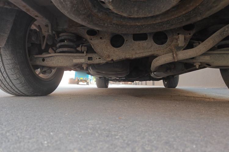 Used Geely Auto GX7 2014 2.4L Automatic Prestige Edition Chassis Rear