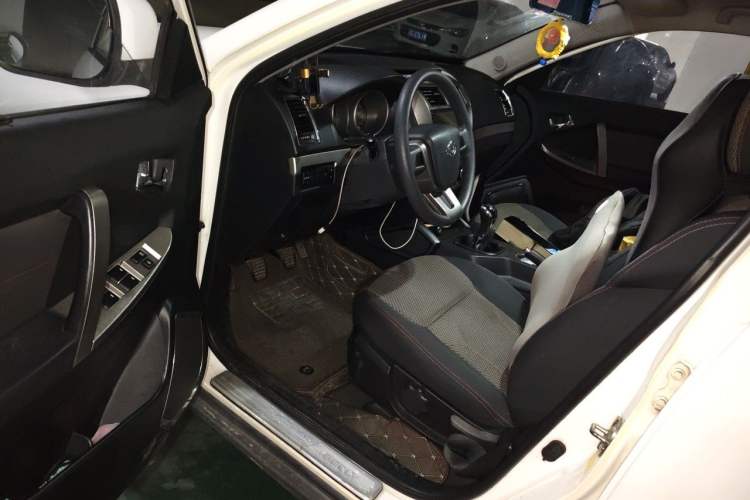 Used Geely Auto GX7 2014 1.8L Manual Value Edition Driver Seat