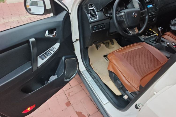 Used Geely Auto GX7 2014 1.8L Manual Elite Model Driver Seat