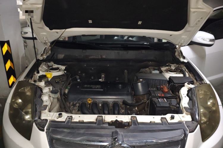 Used Geely Auto GX7 2014 1.8L Manual Value Edition Engine Bay