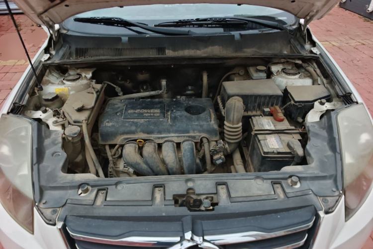 Used Geely Auto GX7 2014 1.8L Manual Elite Model Engine Bay