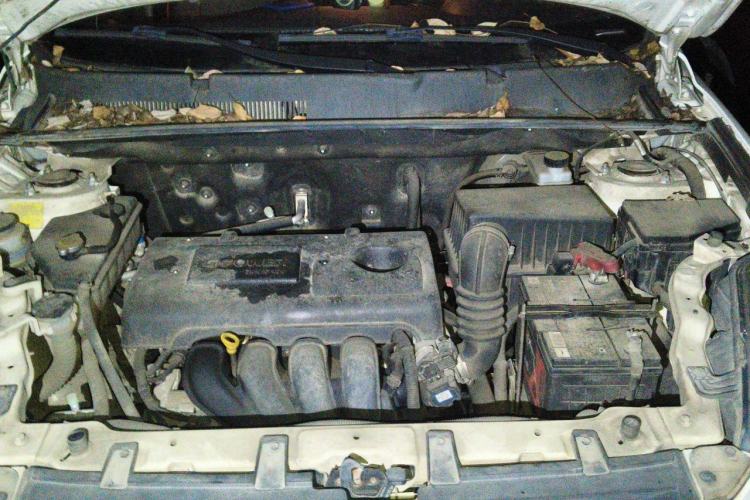 Used Geely Auto GX7 2014 1.8L Manual Value-Added Sunroof Edition Engine Bay