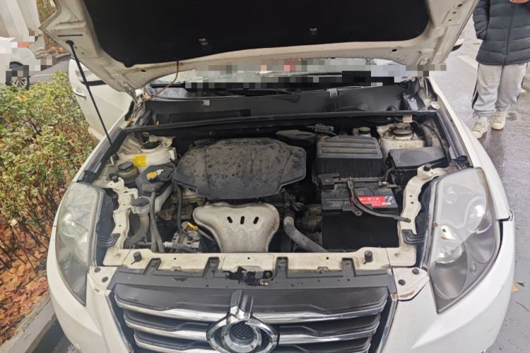 Used Geely Auto GX7 2014 2.0L Automatic Value Edition Engine Bay