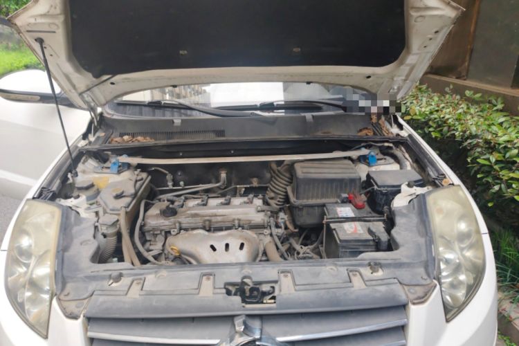 Used Geely Auto GX7 2014 2.0L Manual Luxury Version Engine Bay