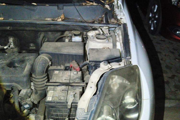 Used Geely Auto GX7 2014 1.8L Manual Value-Added Sunroof Edition Engine Bay Left