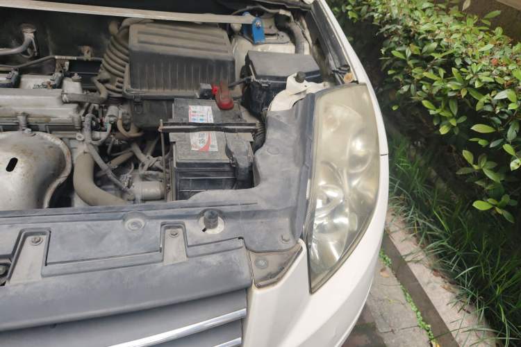 Used Geely Auto GX7 2014 2.0L Manual Luxury Version Engine Bay Left