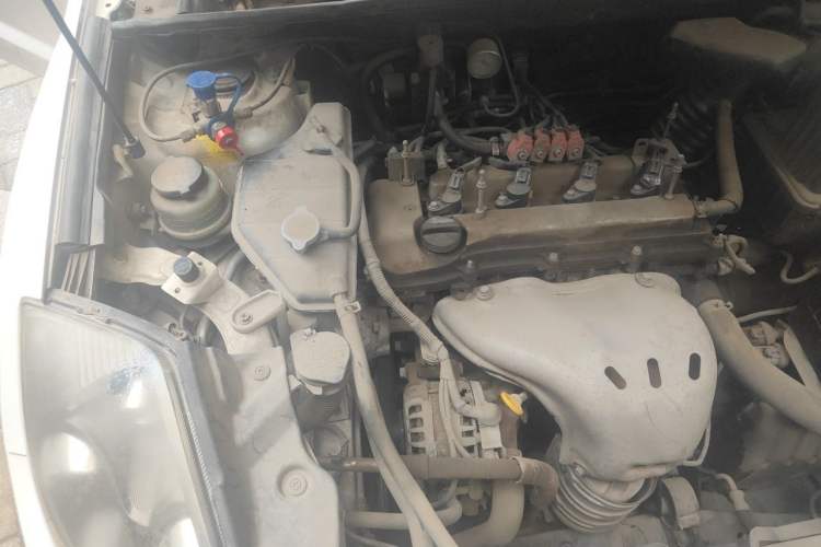 Used Geely Auto GX7 2014 2.0L Automatic Prestige Version China V Standard Engine Bay Right