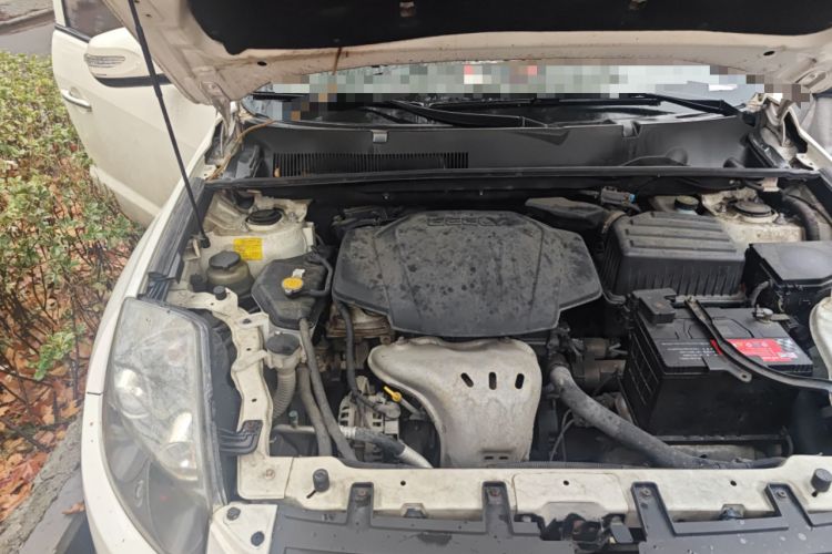 Used Geely Auto GX7 2014 2.0L Automatic Value Edition Engine Bay Right