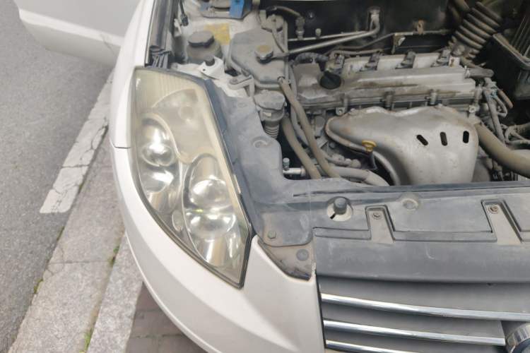 Used Geely Auto GX7 2014 2.0L Manual Luxury Version Engine Bay Right