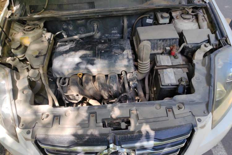 Used Geely Auto GX7 2014 1.8L Manual Elite Model Engine Bay