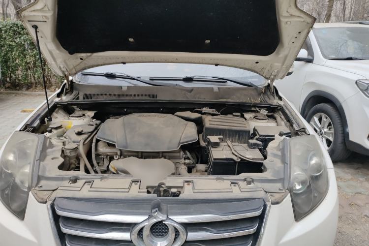 Used Geely Auto GX7 2014 2.0L Automatic Prestige Version China V Standard Engine Bay