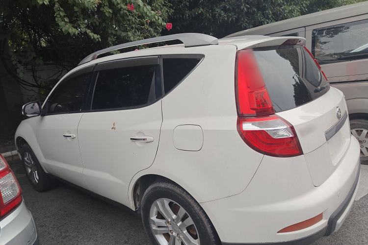 Used Geely Auto GX7 2014 1.8L Manual Luxury Model Exterior 5
