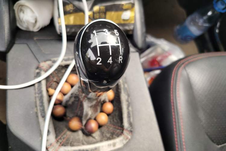 Used Geely Auto GX7 2014 1.8L Manual Value Edition Gear Lever