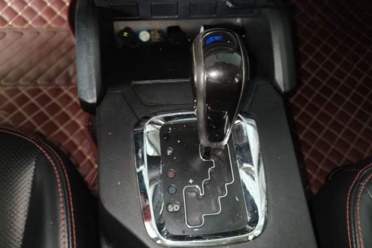 Used Geely Auto GX7 2014 2.0L Automatic Prestige Edition Gear Lever